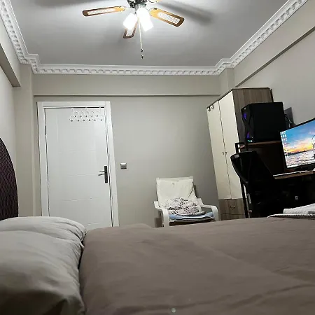 Neighbor Airport Guest house Tayakadin